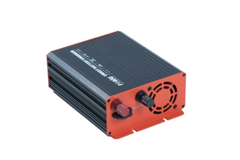 Incarcator / Redresor Inteligent Multifunctional pentru Acumulatori 12V, 20A, Model GS-1220B - imagine 4