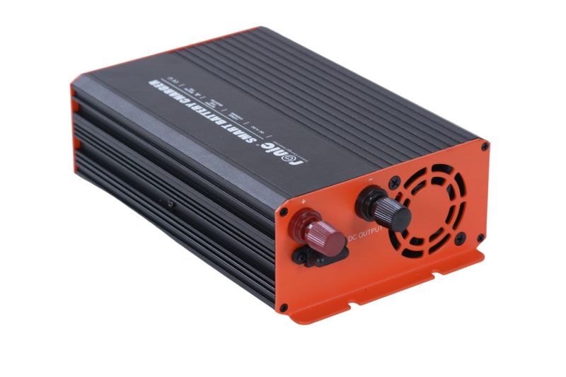 Incarcator / Redresor Inteligent Multifunctional pentru Acumulatori 12V, 30A, Model GS-1230B - imagine 3