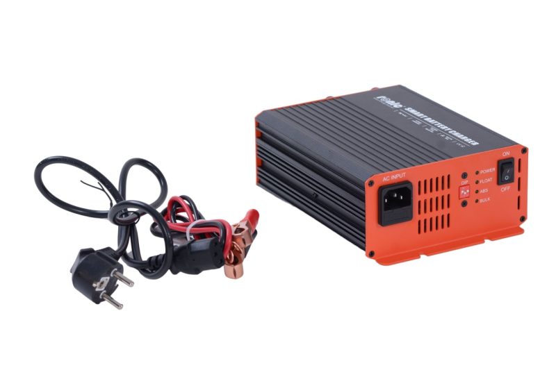 Incarcator / Redresor Inteligent Multifunctional pentru Acumulatori 24V, 10A, Model GS-2410B - imagine 5