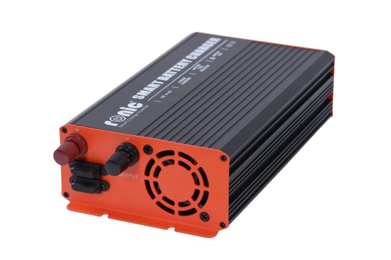Incarcator / Redresor Inteligent Multifunctional pentru Acumulatori 24V, 20A, Model GS-2420B - imagine 5