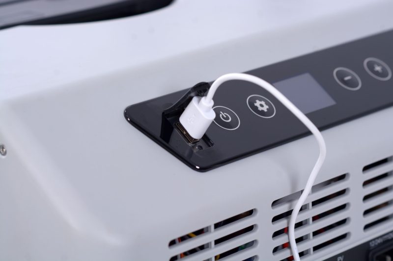 Lada Frigorifica Portabila cu Compresor, RONIC FC30, 30 litri, functie Bluetooth - imagine 2