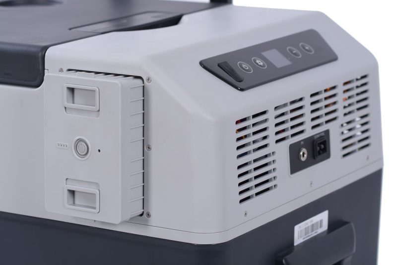 Lada Frigorifica Portabila cu Compresor, RONIC FCR-40A, 40 litri, functie Bluetooth + Baterie - imagine 3
